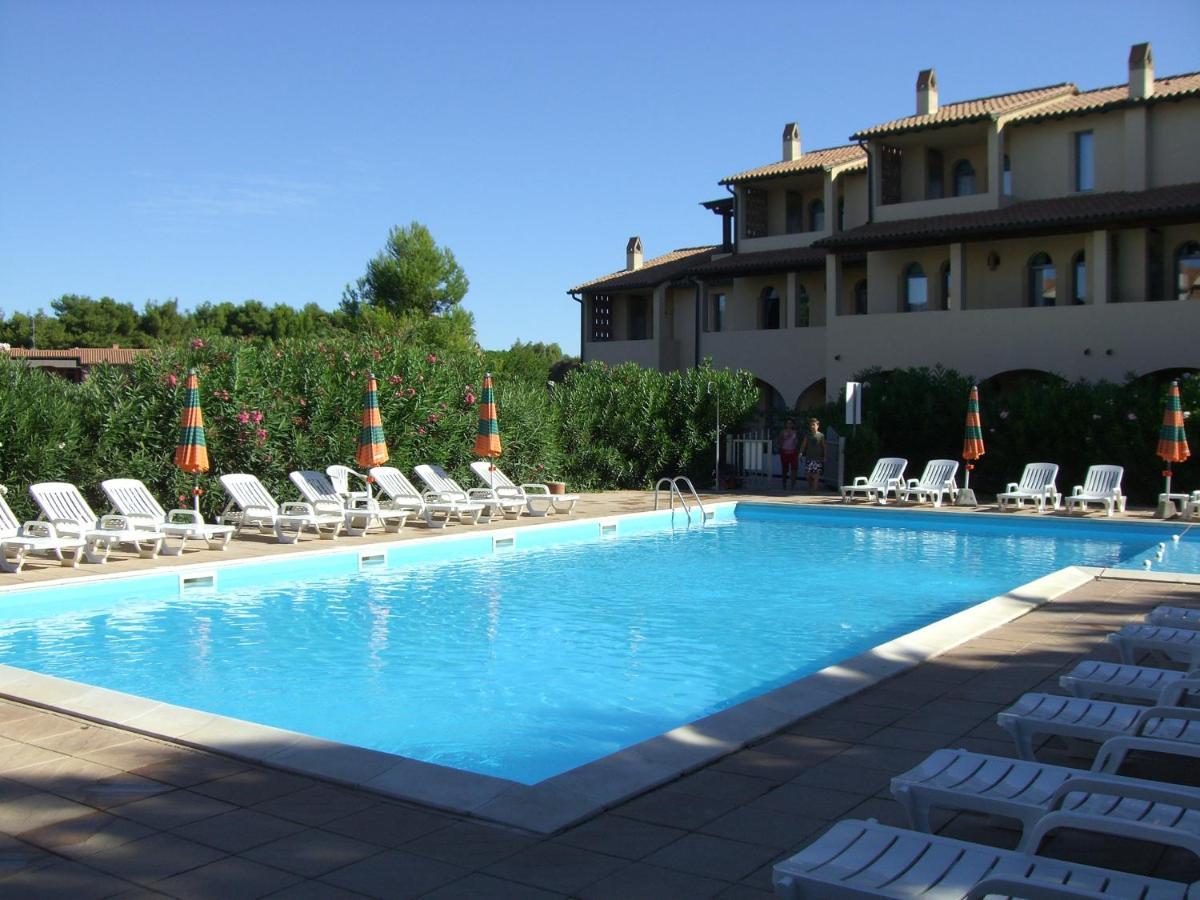 Residenza Dei Cavalleggeri San Vincenzo Exterior photo